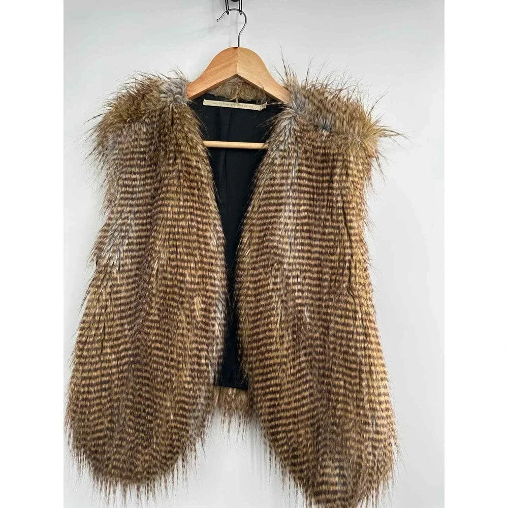 Twelfth Street Faux Fur Vest  Boho Luxe Aspen Chic Mob Wife Western Glam Medium‎
